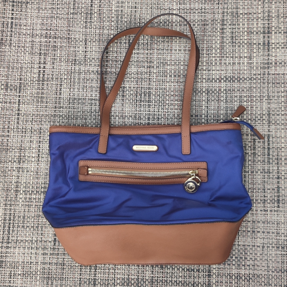 Michael Kors Kempton small nylon tote
